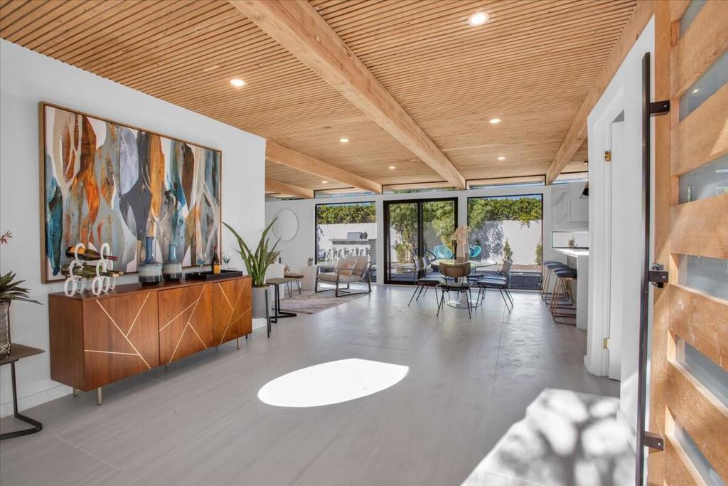 2788 E Via Escuela Property Photo 3