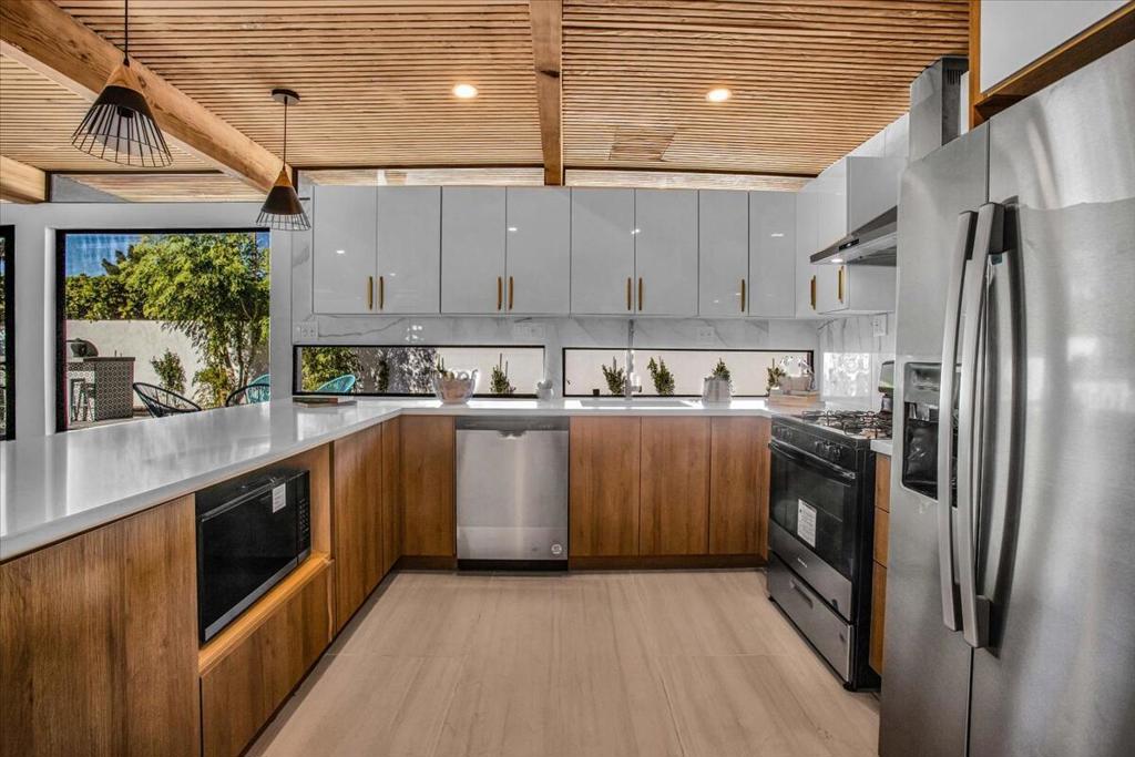 2788 E Via Escuela Property Photo 13