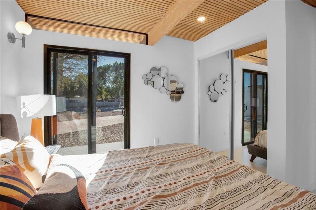2788 E Via Escuela Property Photo 17