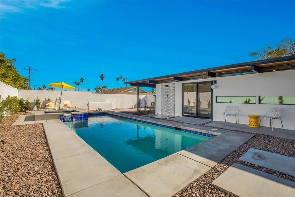 2788 E Via Escuela Property Photo 32