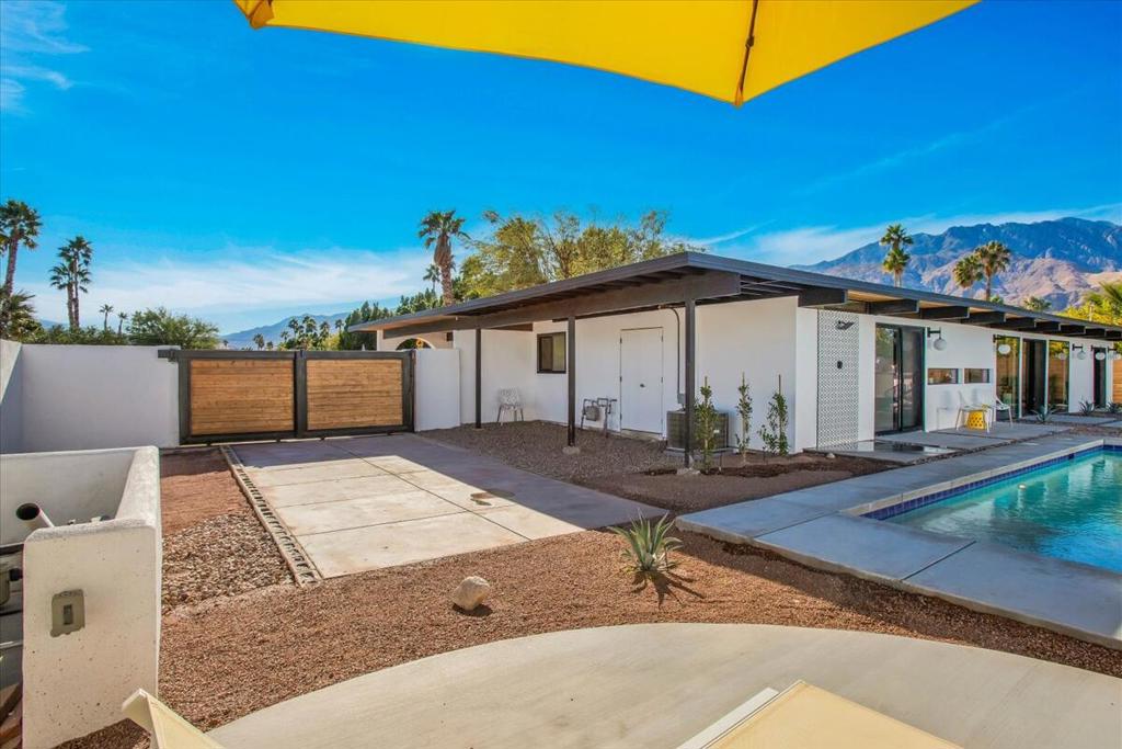 2788 E Via Escuela Property Photo 33