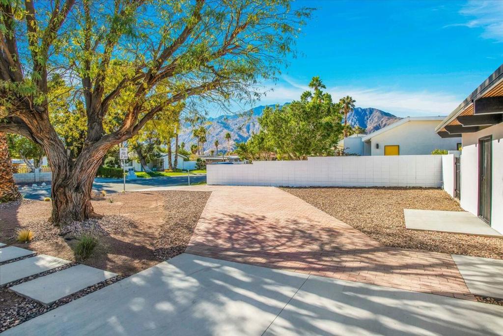 2788 E Via Escuela Property Photo 35