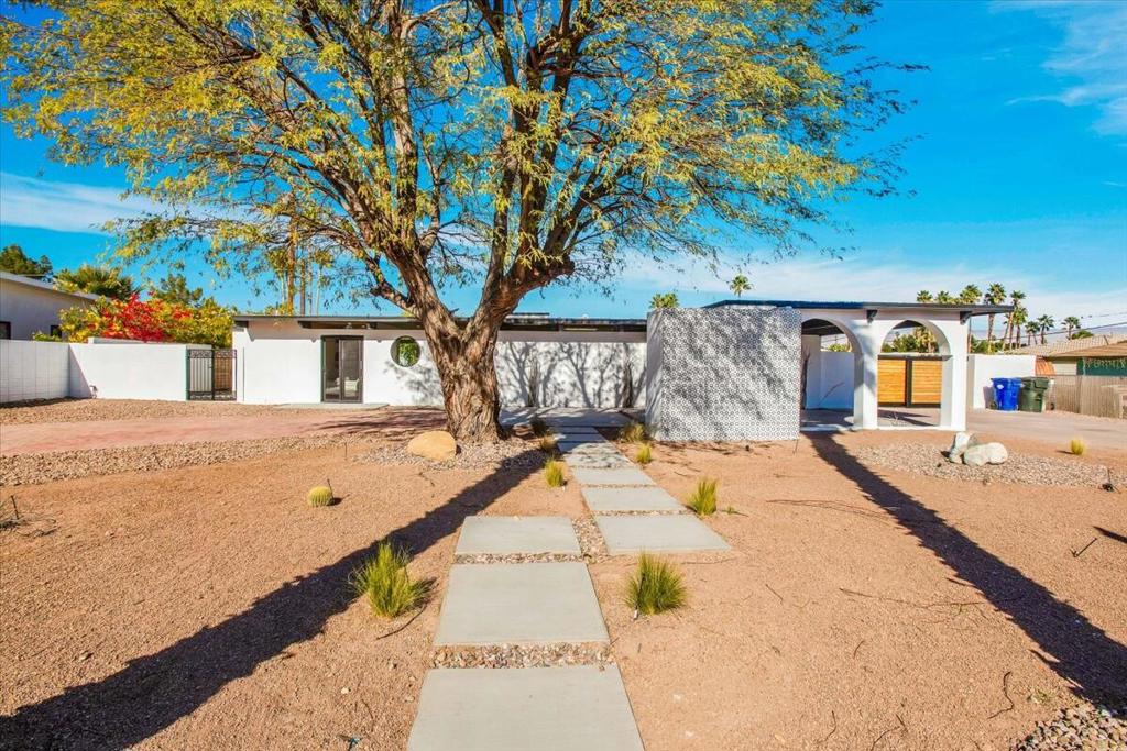 2788 E Via Escuela Property Photo 38