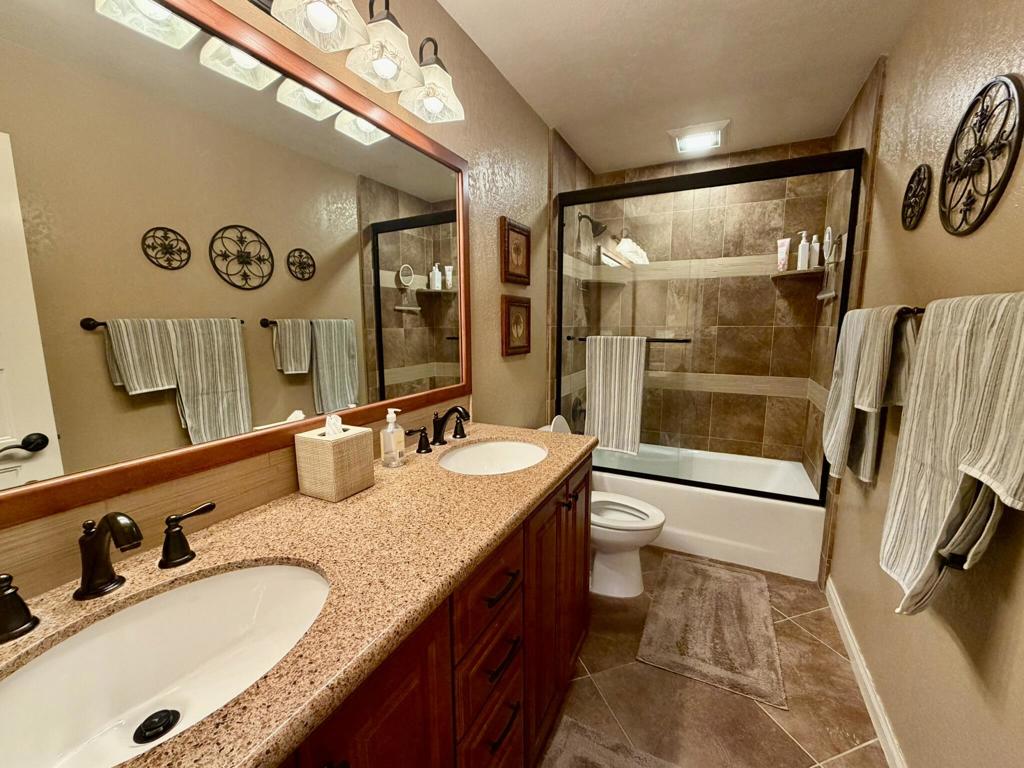 311 Villena Way Property Photo 12