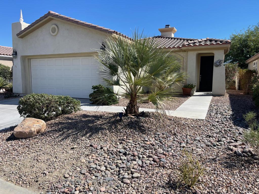 80529 Avenida Camarillo Property Photo 2