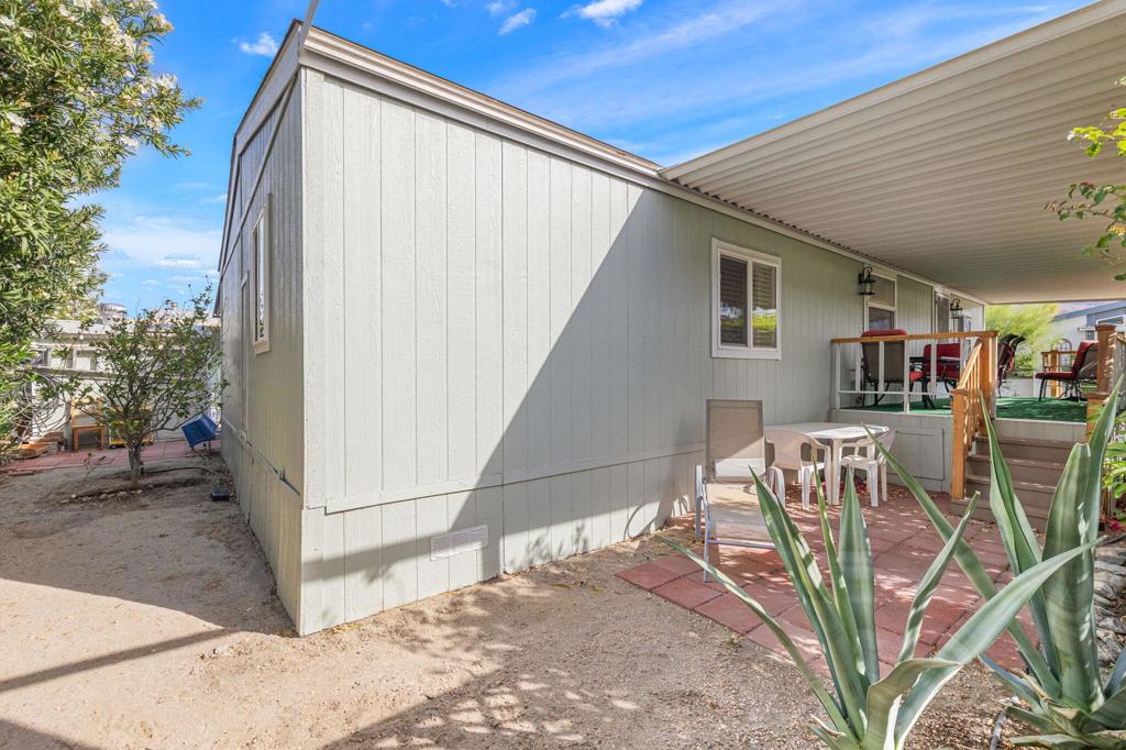 74711 Dillon Rd #600 Road Property Photo 13