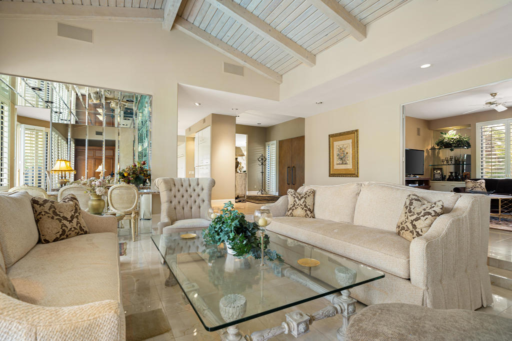 45640 Rancho Palmeras Drive Property Photo 11