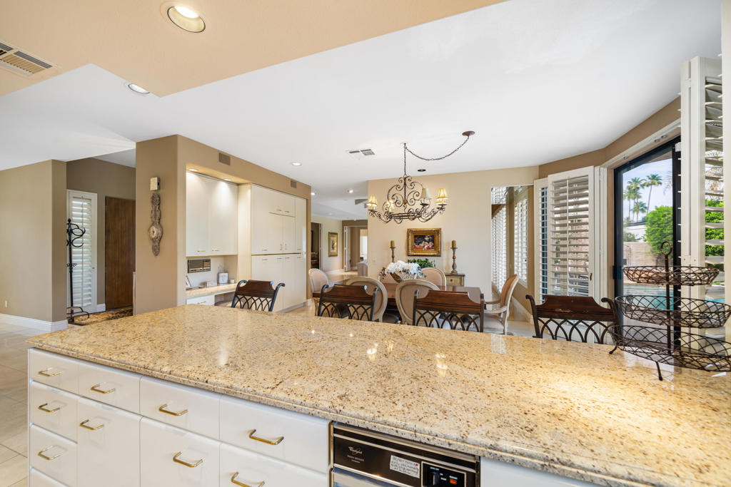 45640 Rancho Palmeras Drive Property Photo 18