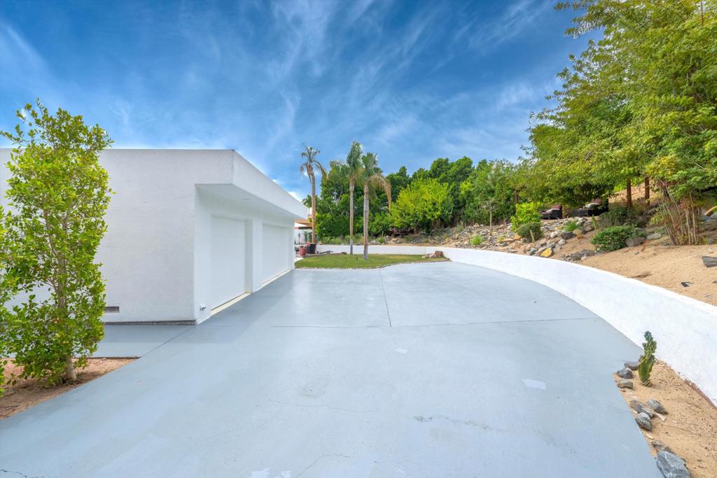48295 Alder Lane Property Photo 13