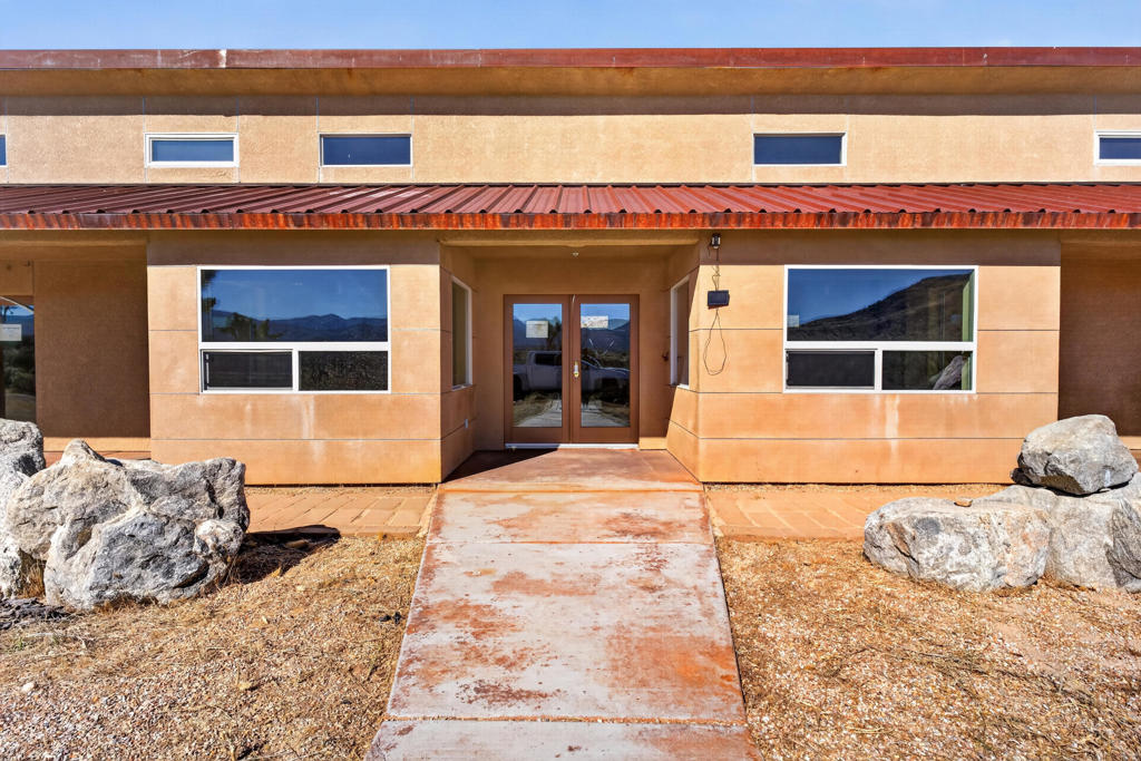 53105 Chia Trail Property Photo 3