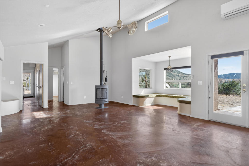 53105 Chia Trail Property Photo 8