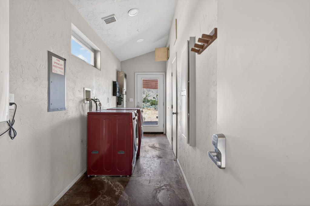 53105 Chia Trail Property Photo 14