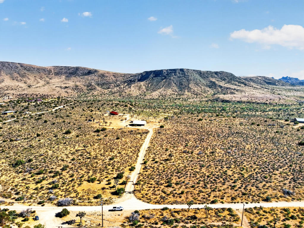 53105 Chia Trail Property Photo 27