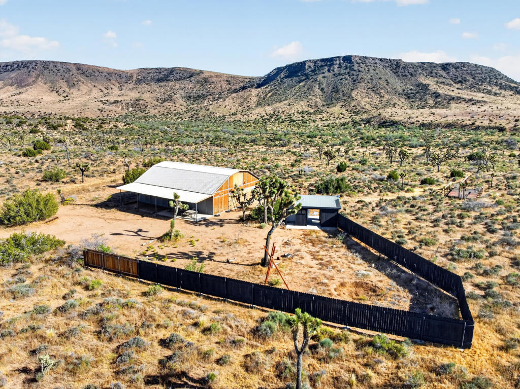 53105 Chia Trail Property Photo 39