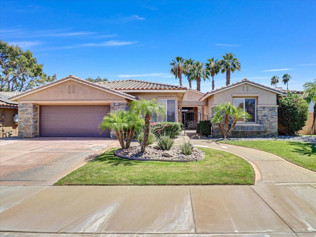 77573 Ashberry Court Property Photo 1