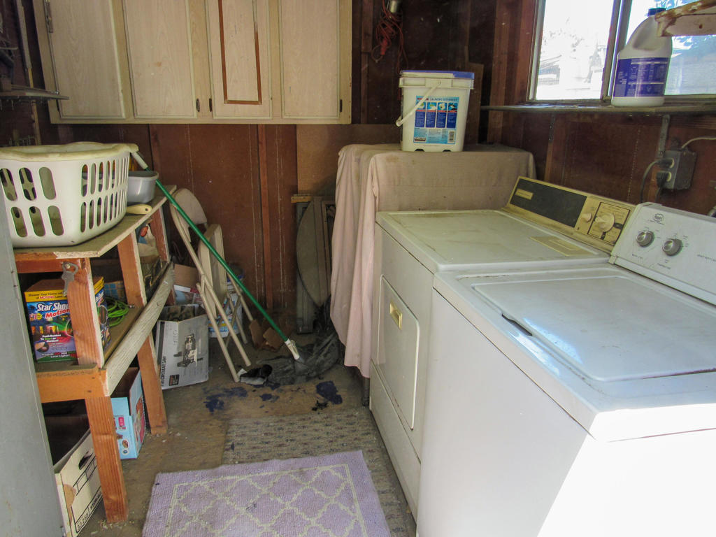 38521 Commons Valley Drive Property Photo 17
