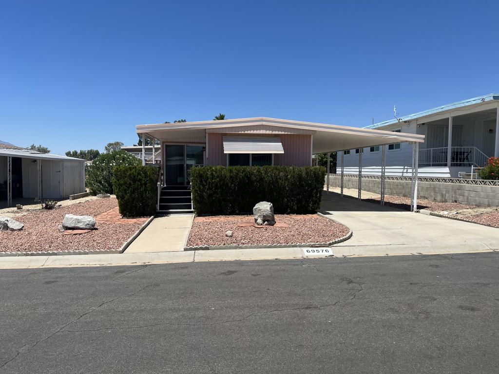 69576 Crestview Drive Property Photo 1