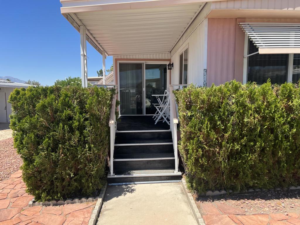 69576 Crestview Drive Property Photo 4