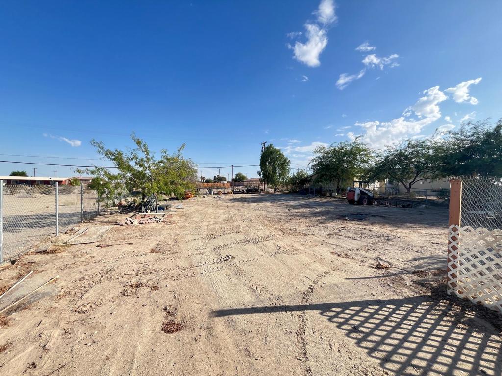 1021 Marina Drive Property Photo 2