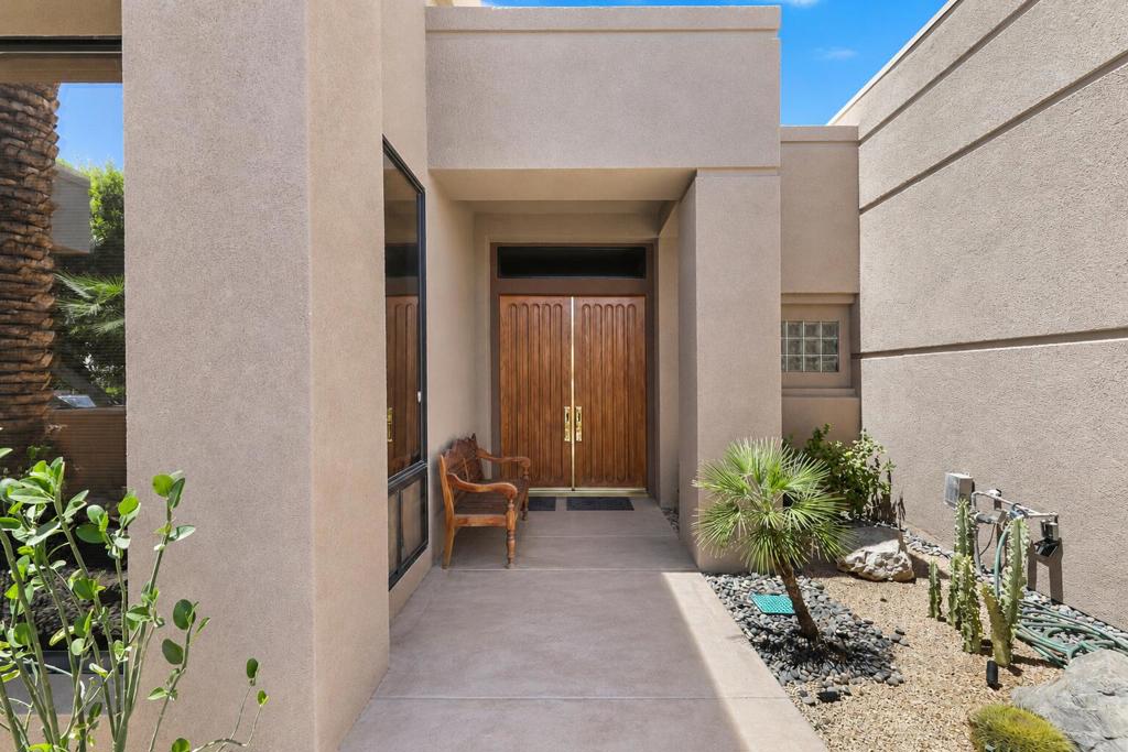 41745 Harrison Drive Property Photo 3