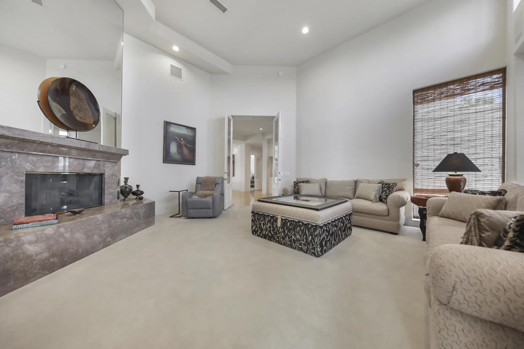 41745 Harrison Drive Property Photo 17