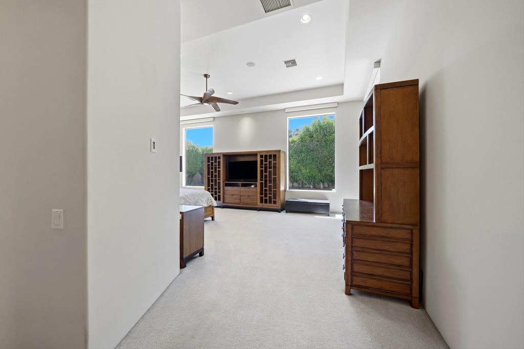 47200 Desert Lily Drive Property Photo 19