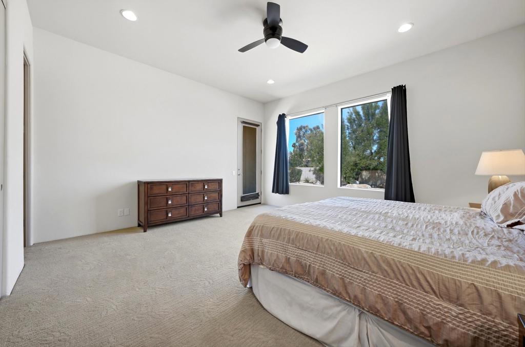 47200 Desert Lily Drive Property Photo 28