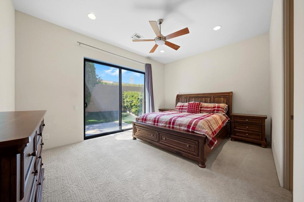 47200 Desert Lily Drive Property Photo 31