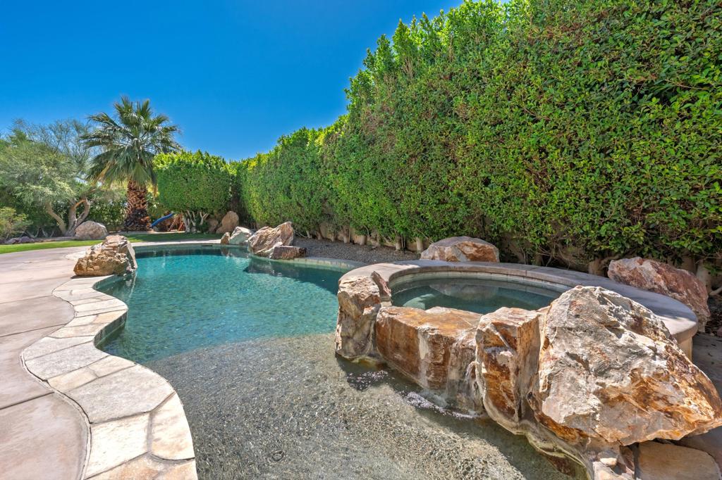 47200 Desert Lily Drive Property Photo 37