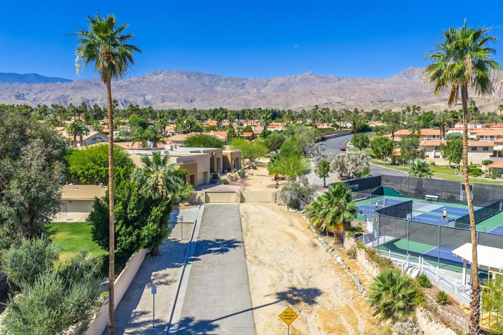 47200 Desert Lily Drive Property Photo 46