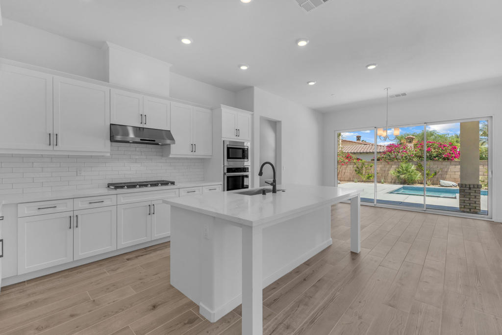 51952 Marquessa Lane Property Photo 6