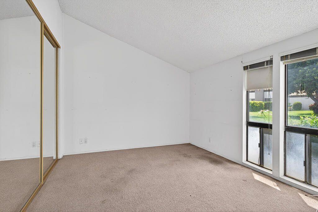 1722 E Camino Parocela Property Photo 11