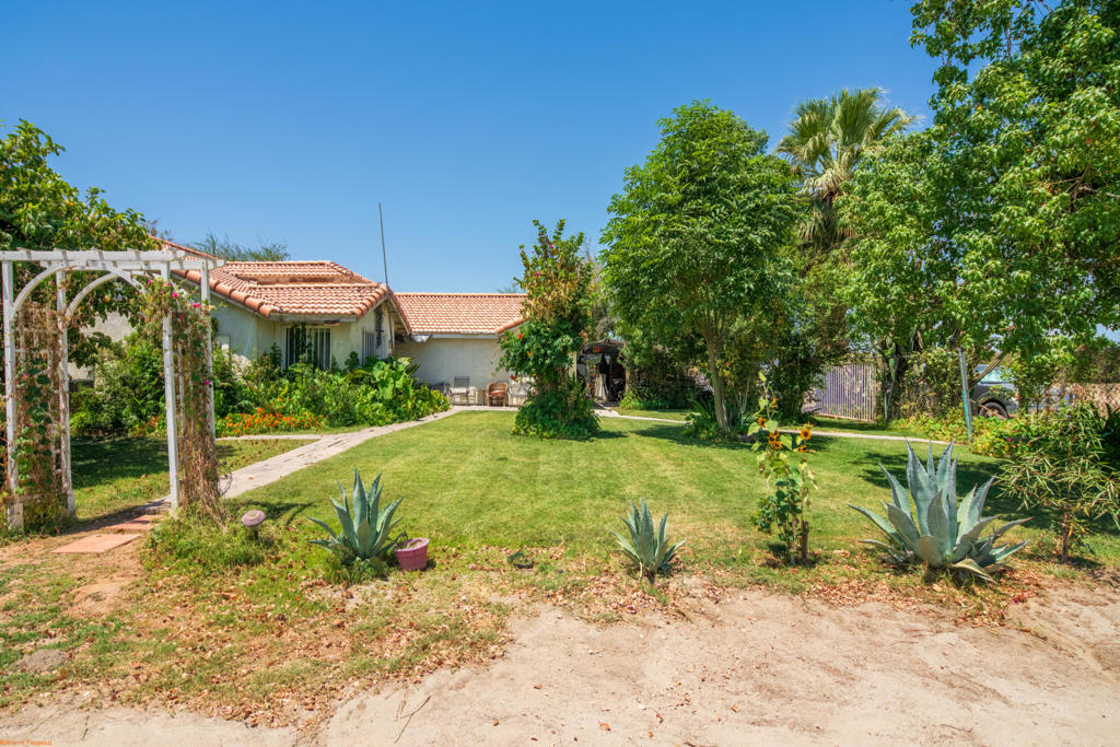 48785 Van Buren Street Property Photo 3