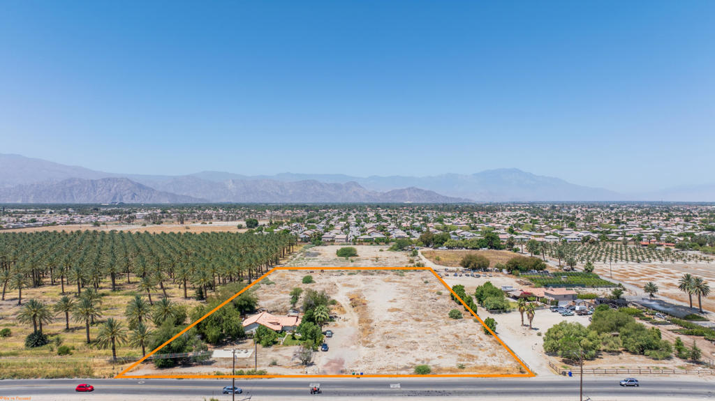 48785 Van Buren Street Property Photo 8