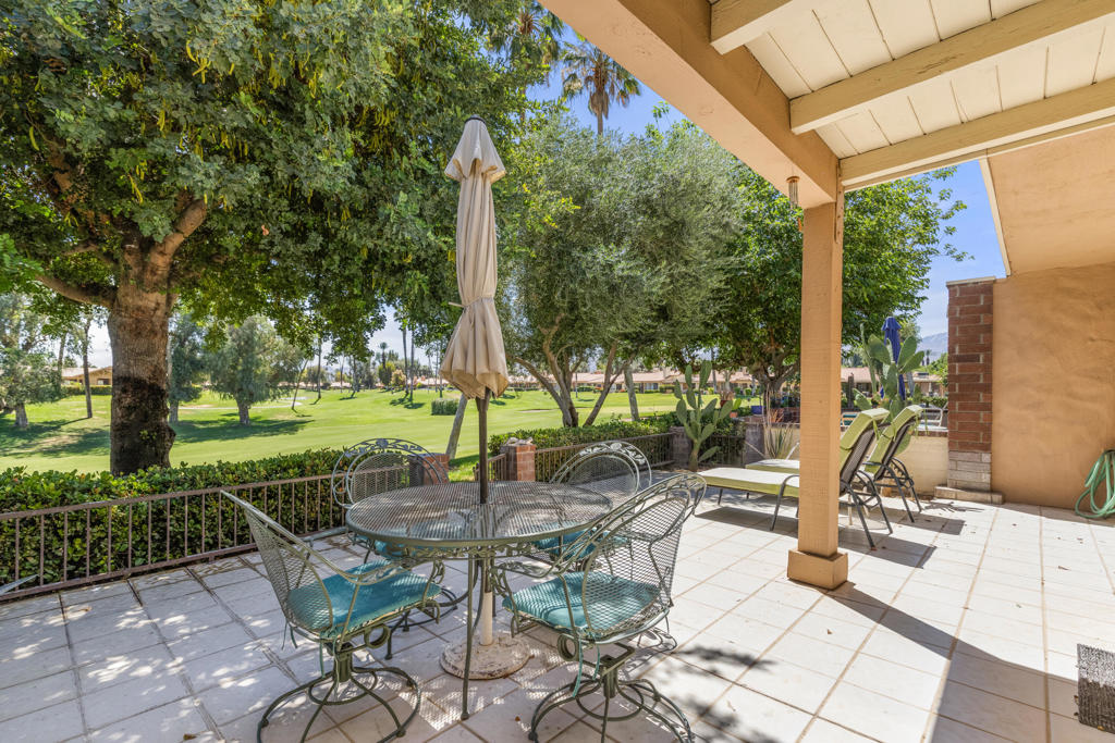 112 Giralda Circle Property Photo 1