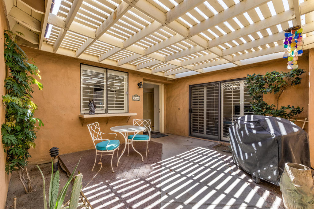 112 Giralda Circle Property Photo 5