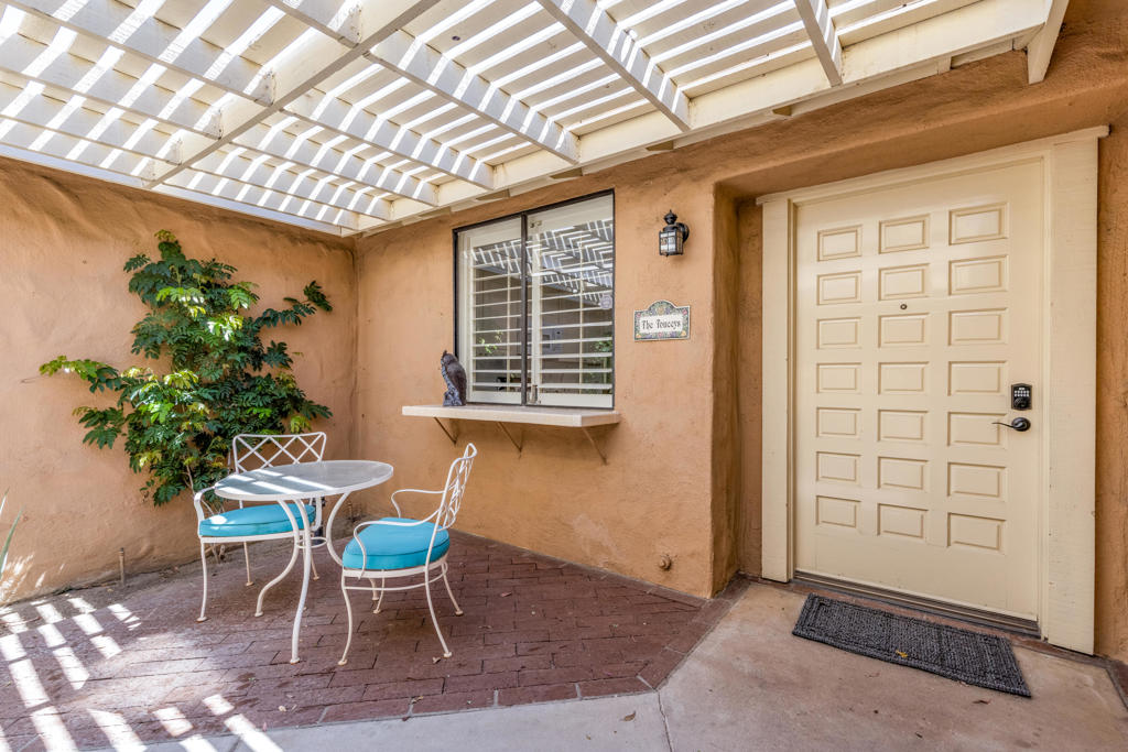 112 Giralda Circle Property Photo 7