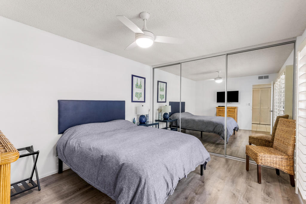 112 Giralda Circle Property Photo 32