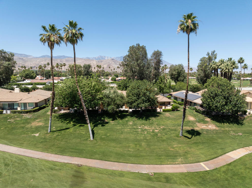112 Giralda Circle Property Photo 45