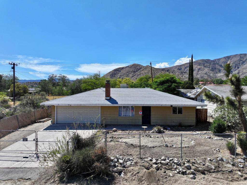 10934 Knobb Avenue Property Photo 2