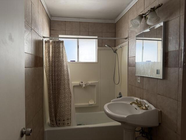10934 Knobb Avenue Property Photo 14