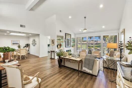 178 Gran Via Property Photo 4