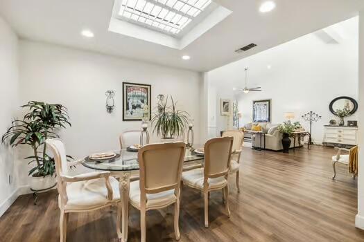178 Gran Via Property Photo 7
