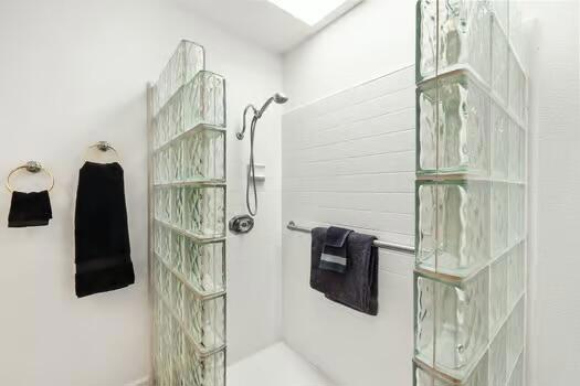 178 Gran Via Property Photo 43