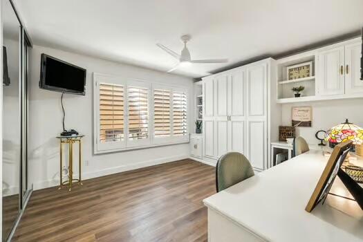 178 Gran Via Property Photo 47
