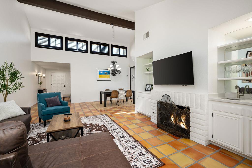 280 Tolosa Circle Property Photo 12