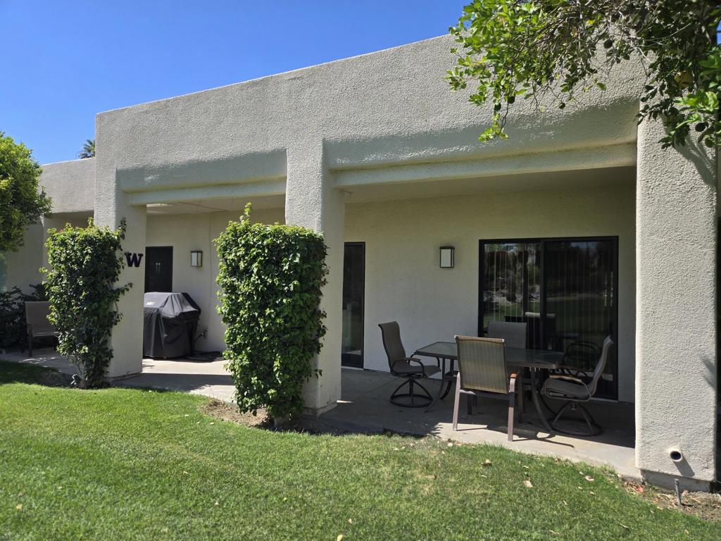 28486 Taos Court Property Photo 12