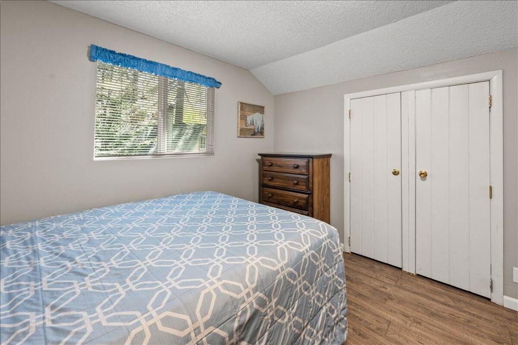 880 Jaybird Lane Property Photo 14
