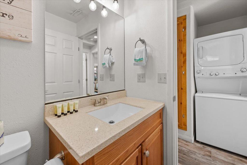 109 E Country Club Boulevard Property Photo 16