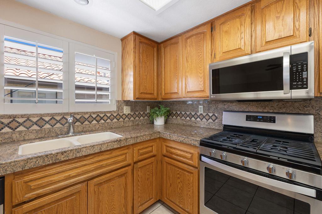 75179 La Sierra Drive Property Photo 14